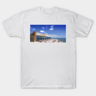 The first Summer day by the sea... T-Shirt